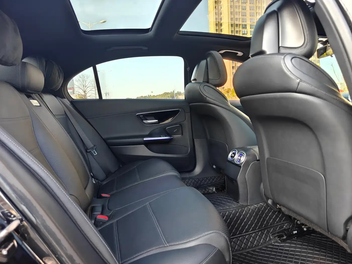 Mercedes-Benz C-Class 2022 C 260 L фото 9