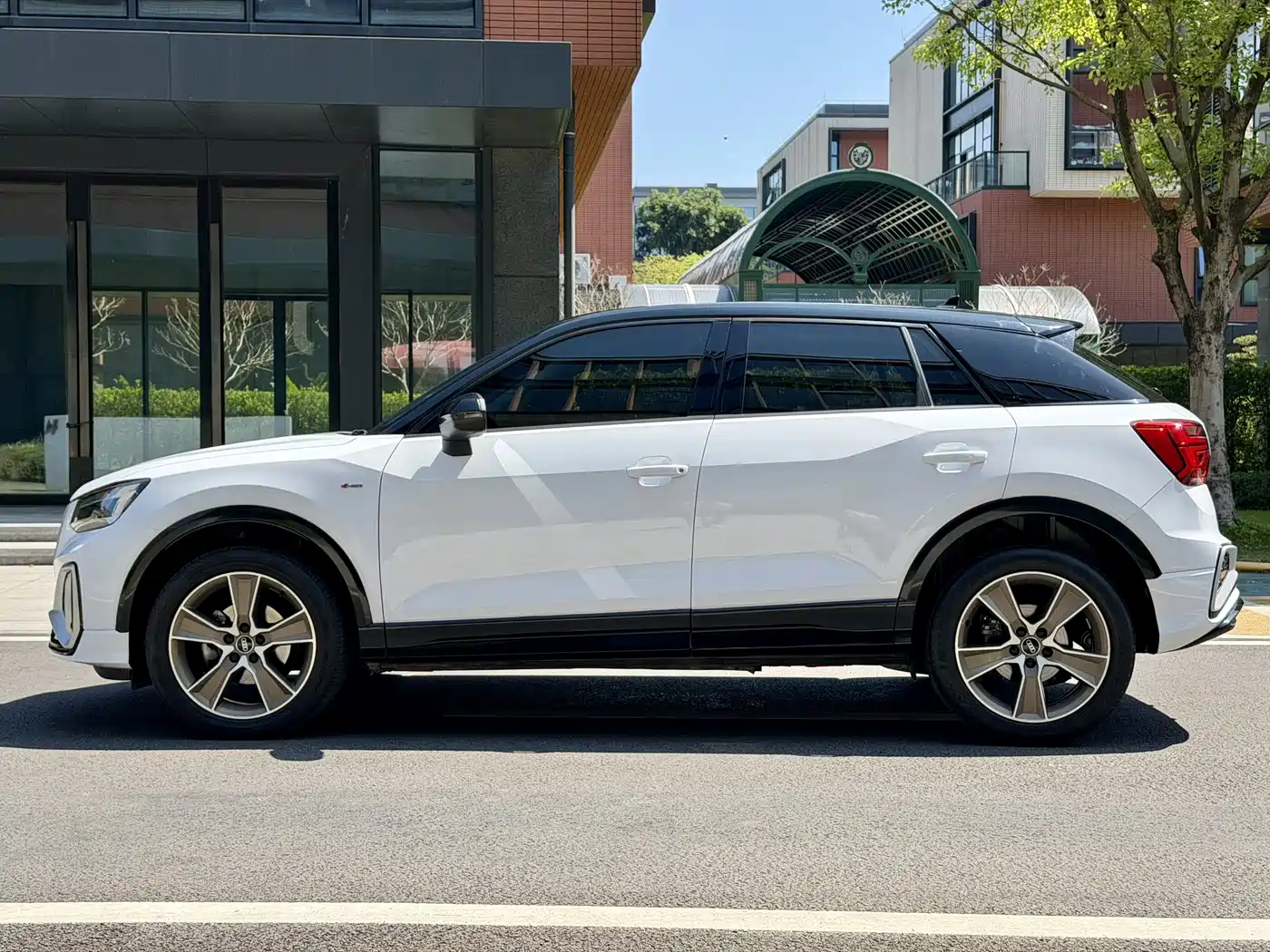 Audi Q2L 2022 35 TFSI Luxury Dynamic фото 5