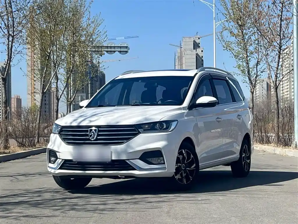 Baojun 360 2018 2018 1.5L Automatic Luxury (China V)