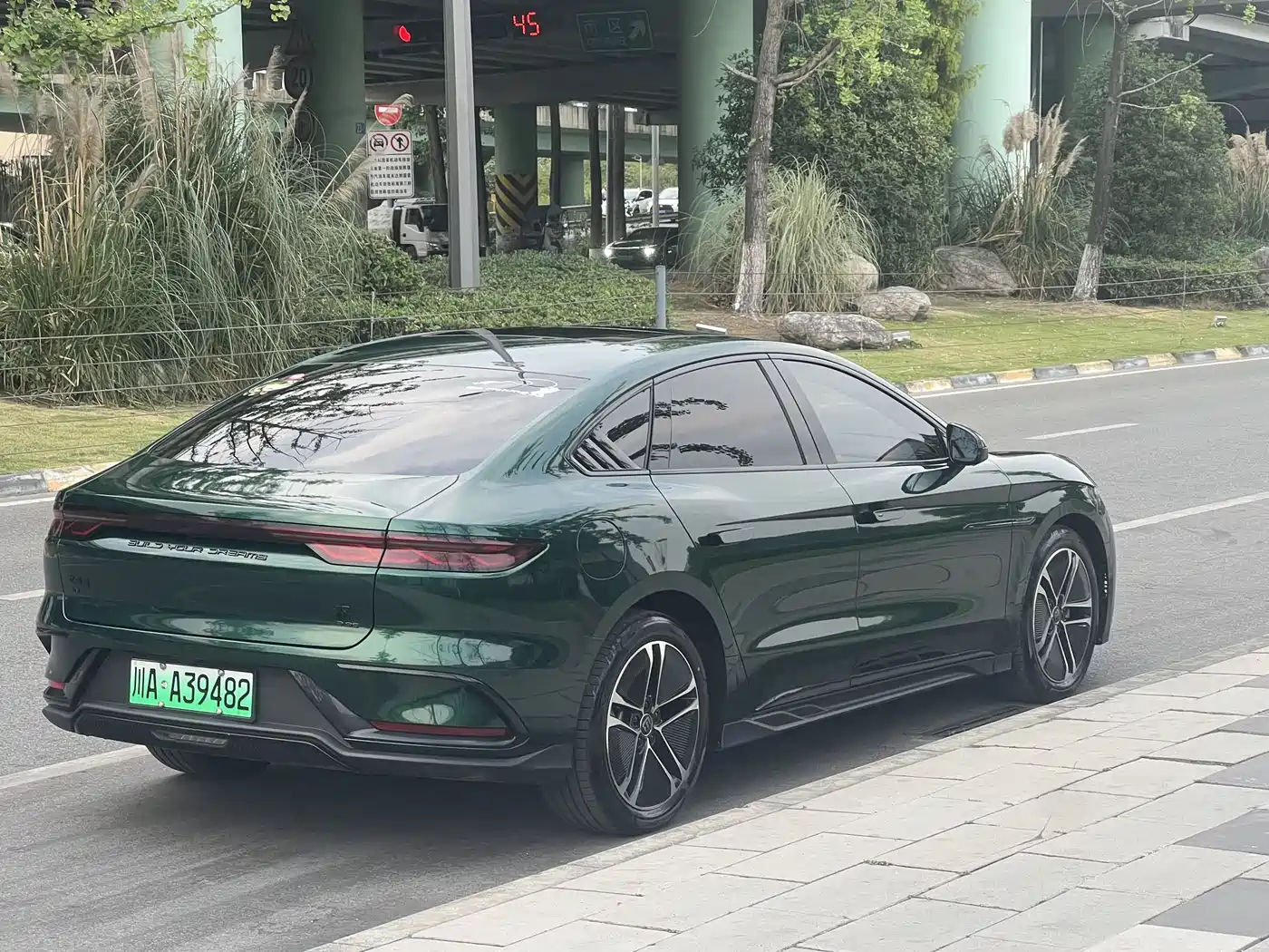 BYD Han 2023 EV Champion Edition 605KM FWD Premium фото 4