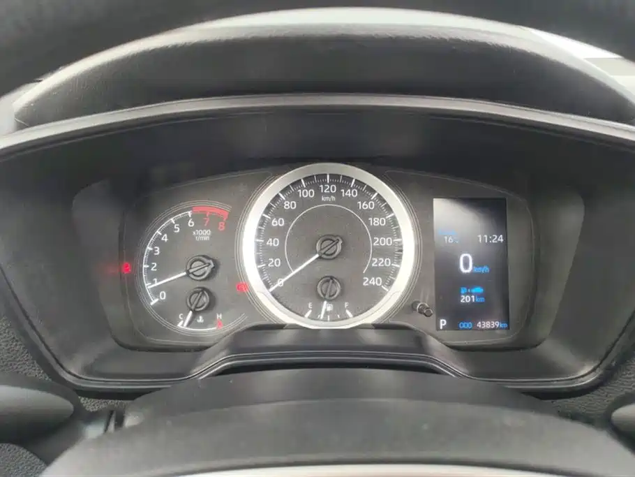 Toyota Levin 2019 185T CVT Luxury Edition China VI фото 14