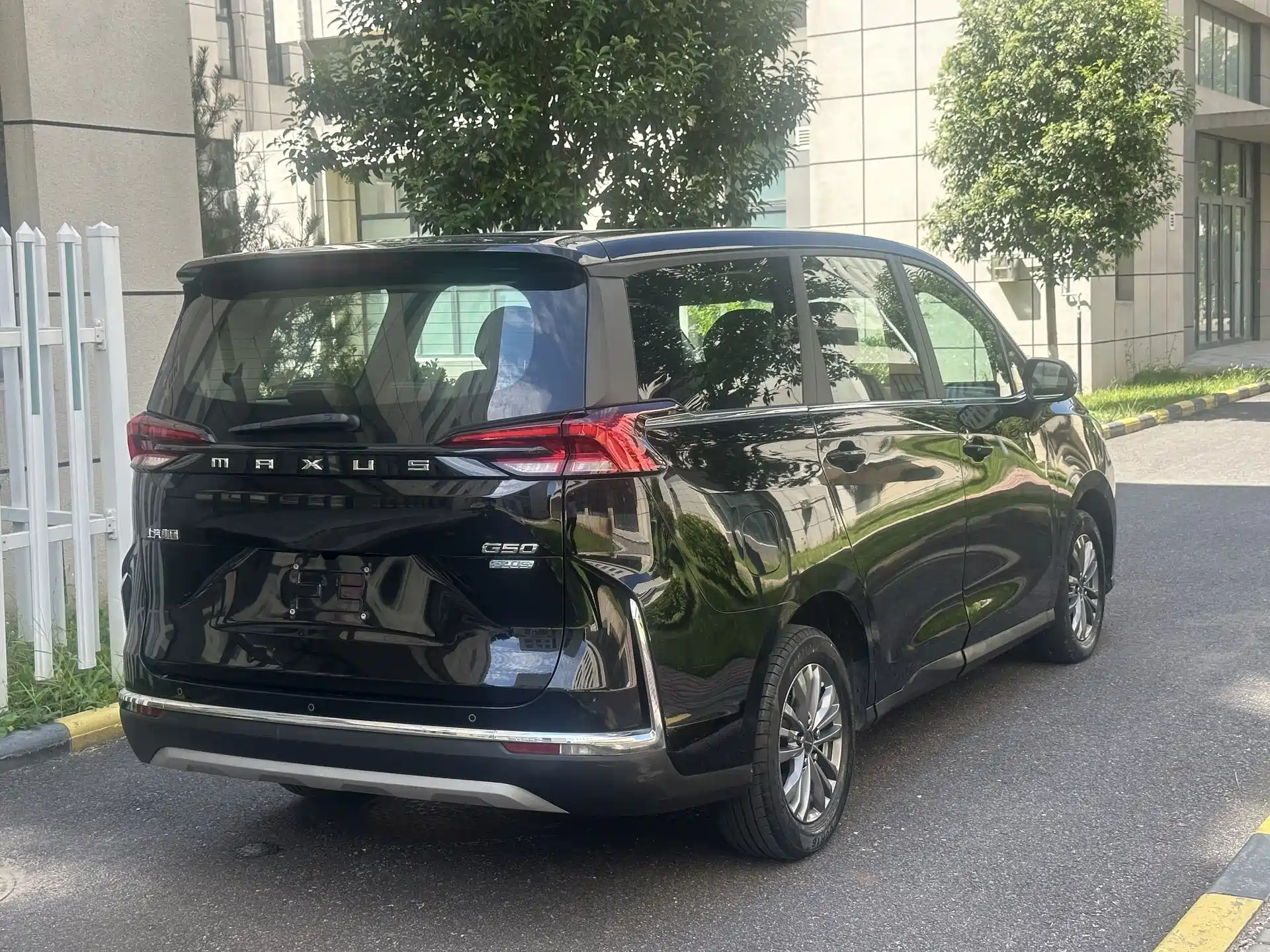 Фото 10 - Maxus Maxus G50