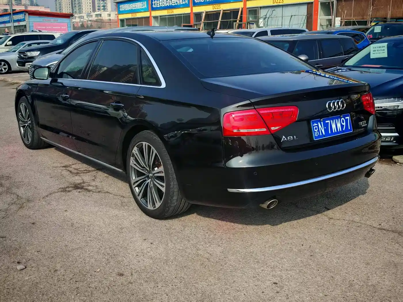 Audi A8 2012 A8L 45 TFSI quattro Comfort фото 4