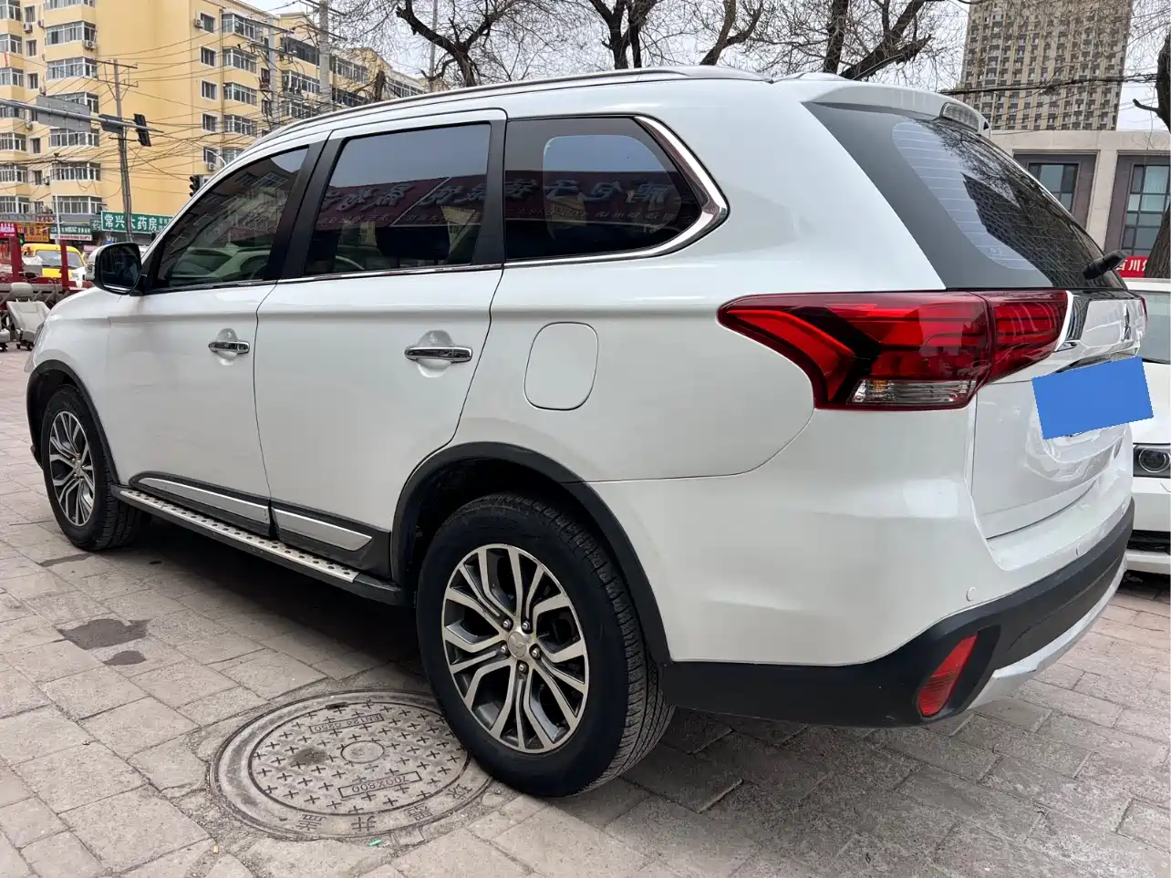 Mitsubishi Outlander 2017 2016 2.4L 4WD Elite Edition 5-seater