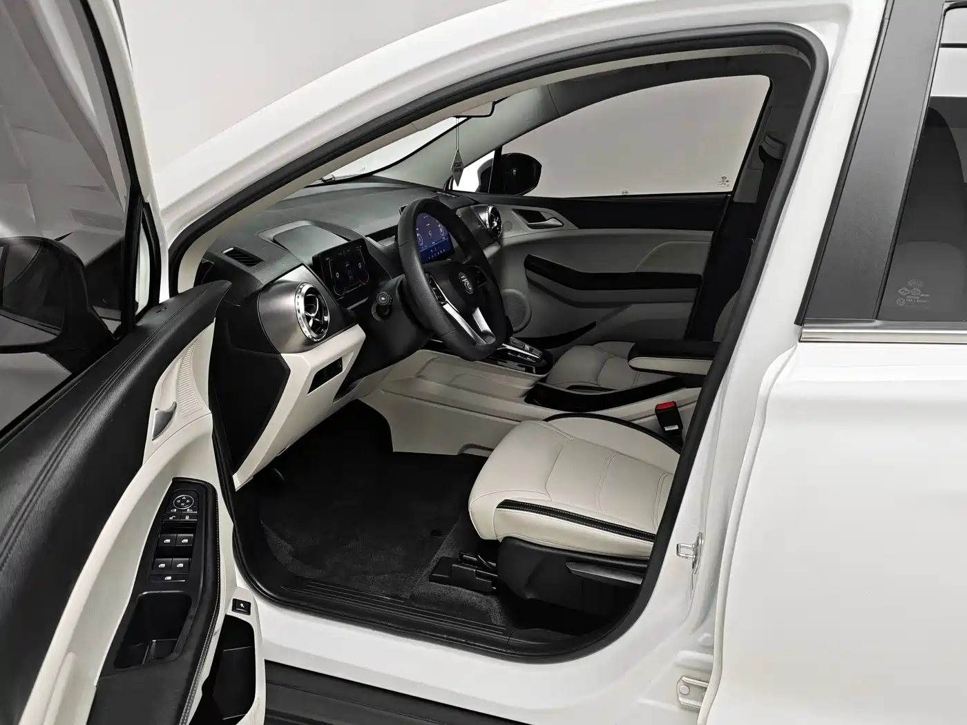 BYD Yuan Pro 2022 2021 401KM Luxury Model