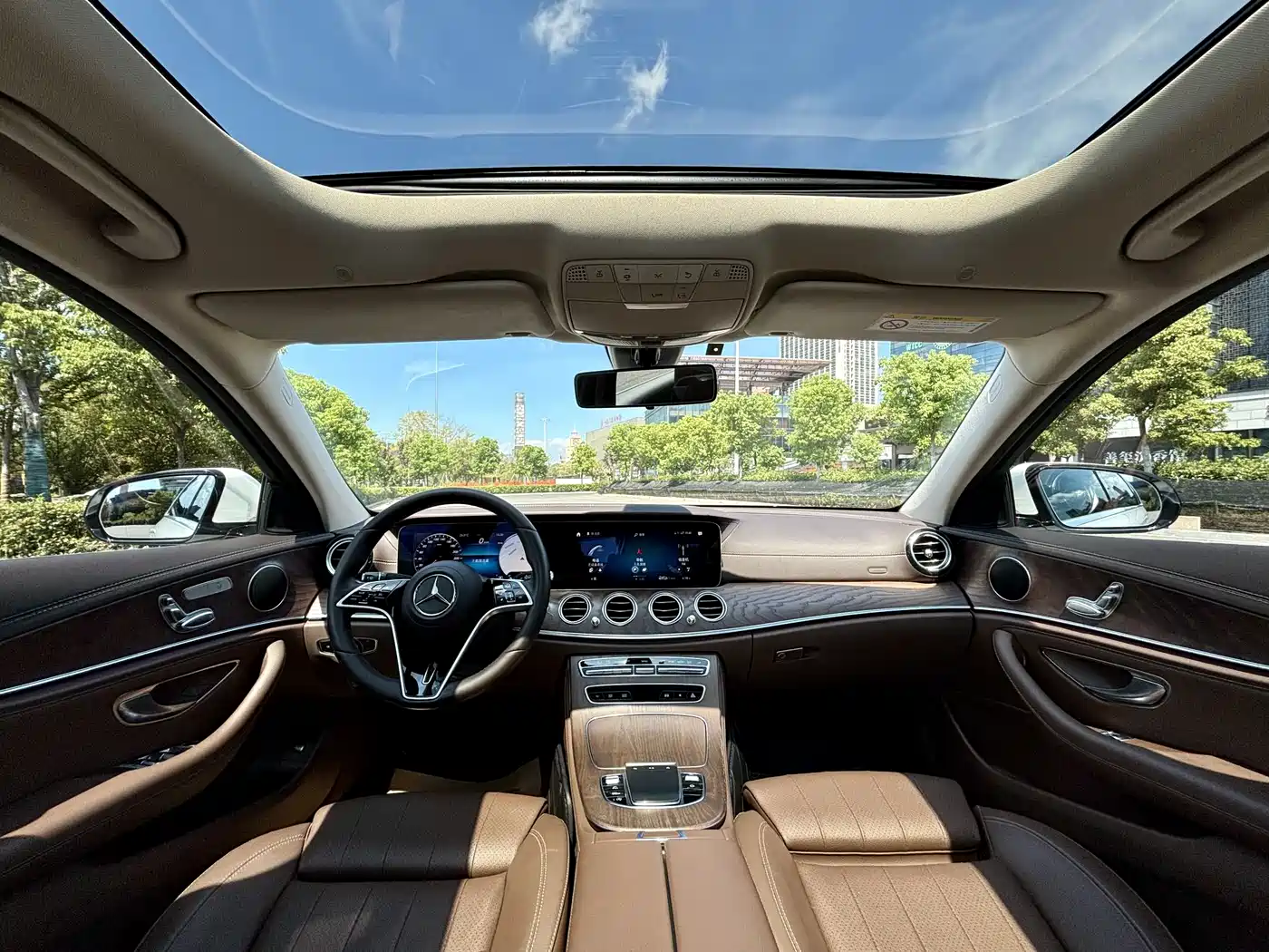 Mercedes-Benz E-Class 2023 E 260 L фото 17