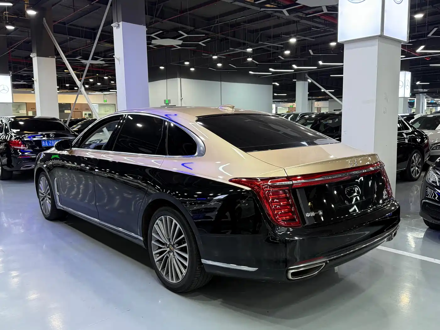 Hongqi H9 2020 2.0T Smart Connection Qi Xiang Edition фото 14