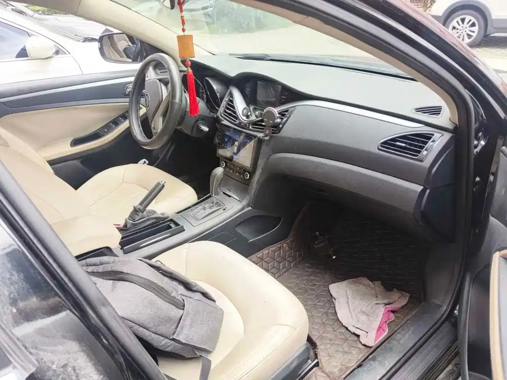 Besturn B70 2015 2014 2.0L Automatic Comfort