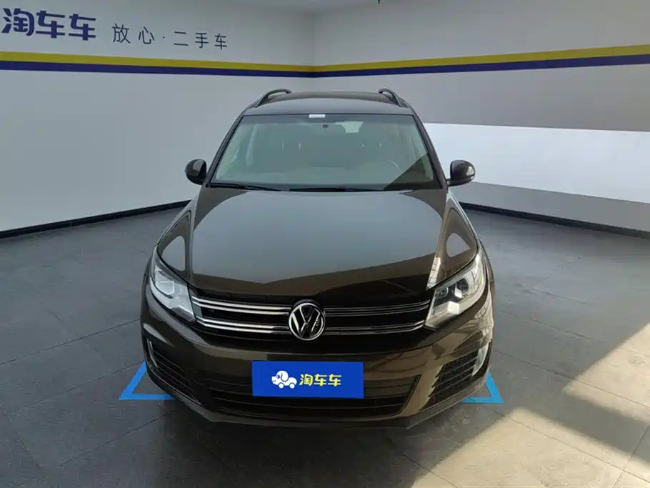 Volkswagen Tiguan 2015 1.8TSI Automatic 2WD Trendline фото 2