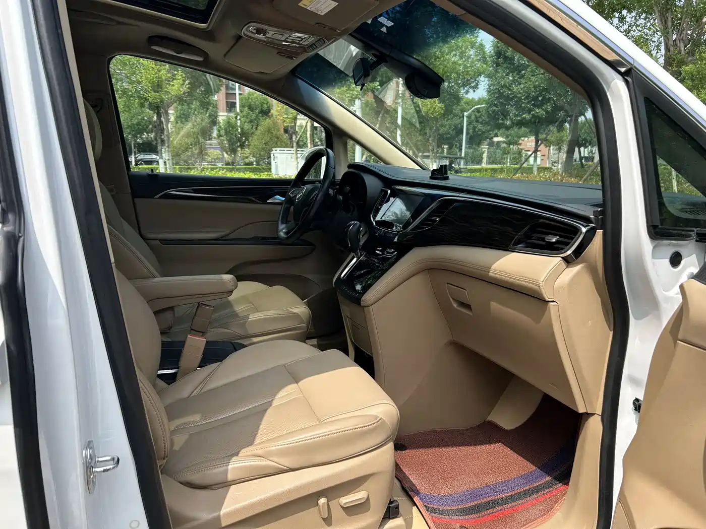 Buick GL8 2018 ES 28T Luxury Type China VI фото 5
