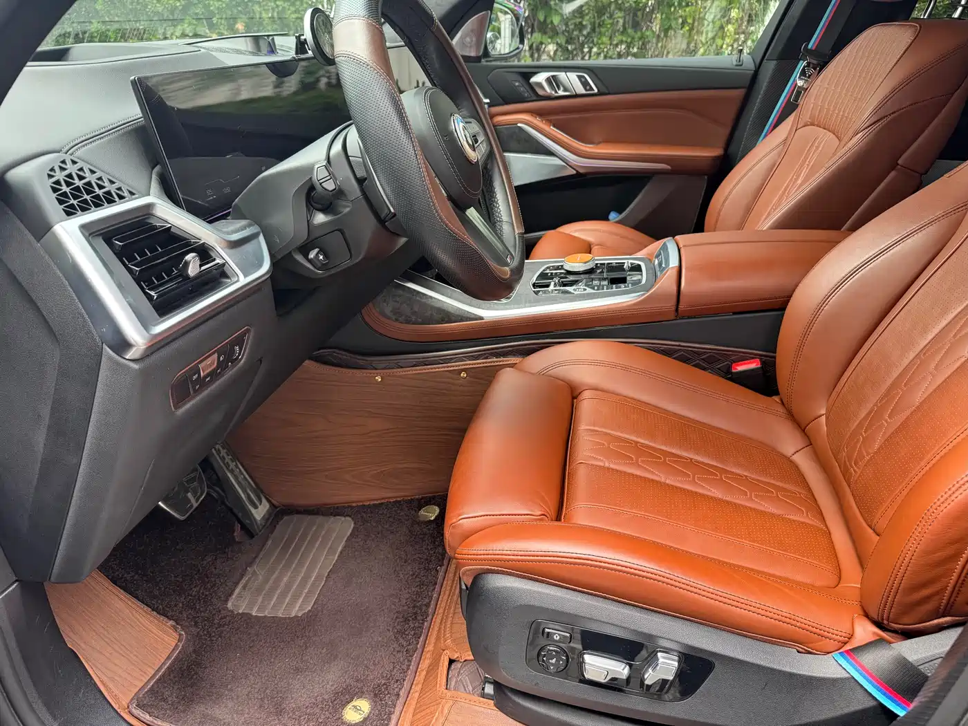 BMW X7 2023 xDrive40i Exclusive M Sport Package фото 10