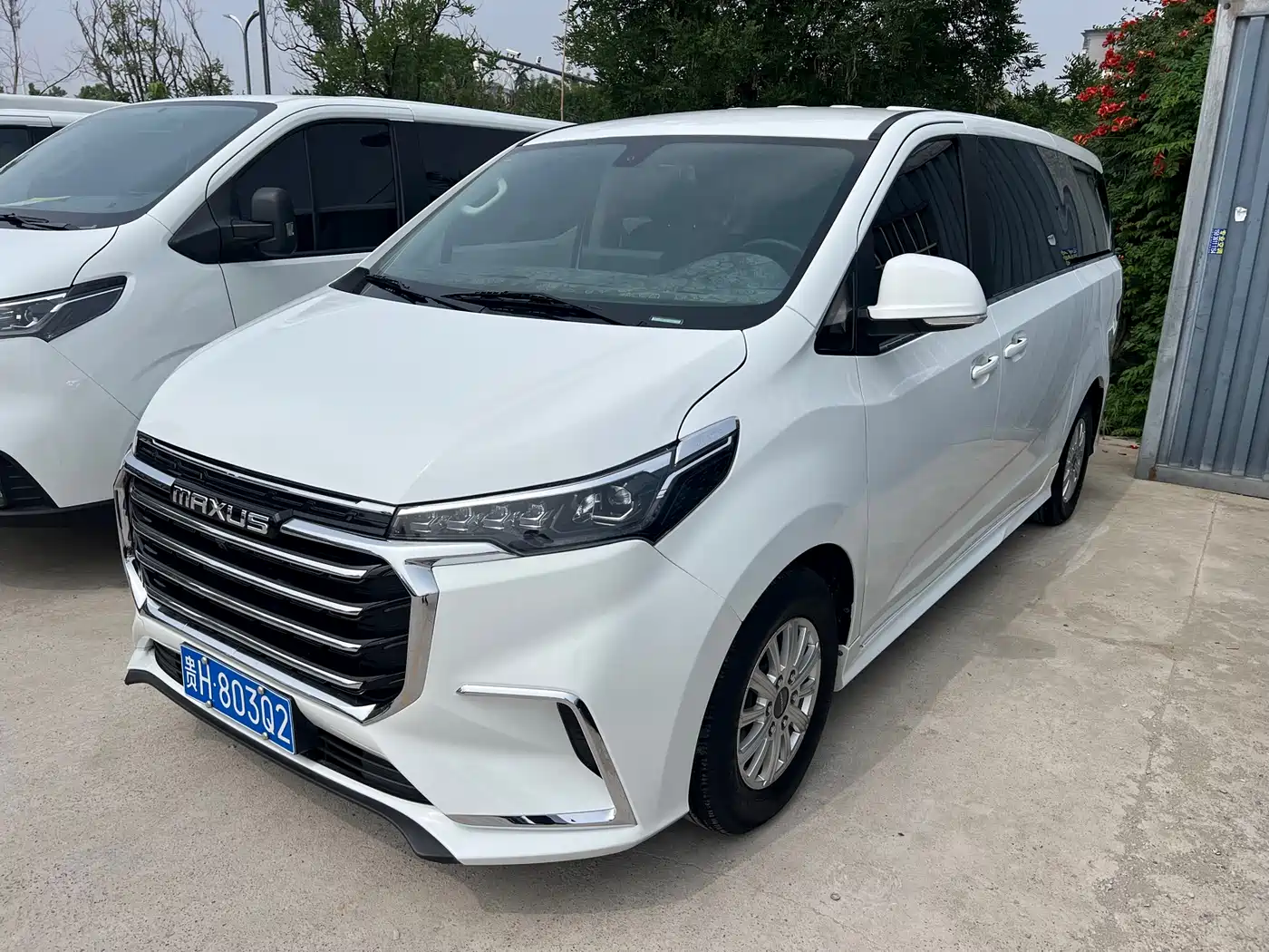 SAIC Maxus Maxus G20 2023 ES 2.0T Diesel Manual Premium Edition