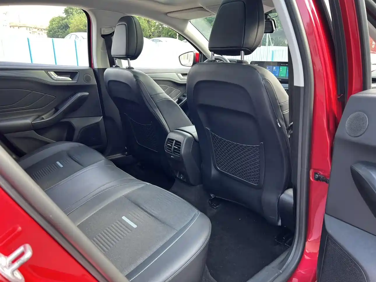 Photo 6 - Ford Focus