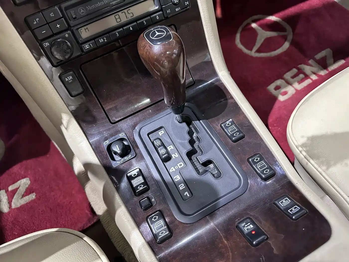 Mercedes-Benz S-Class 1998 1999 S 320