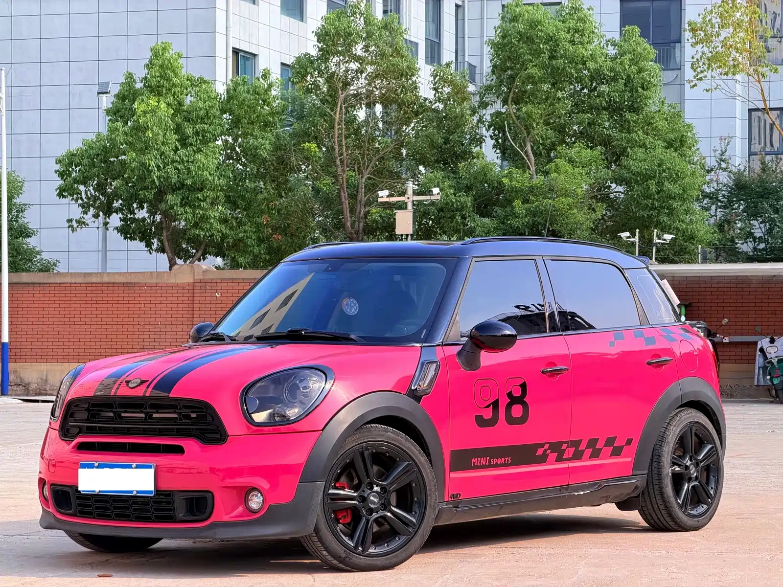 Photo 1 - MINI COUNTRYMAN