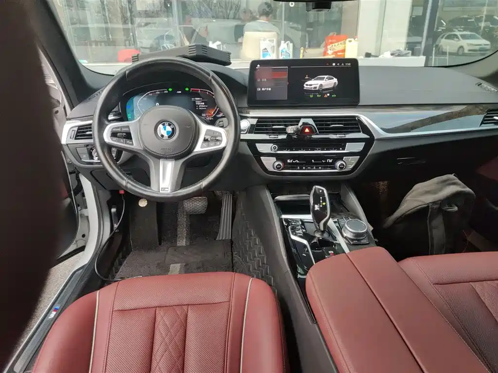 BMW 5 Series 2021 Facelift 525Li M Sport Package фото 12