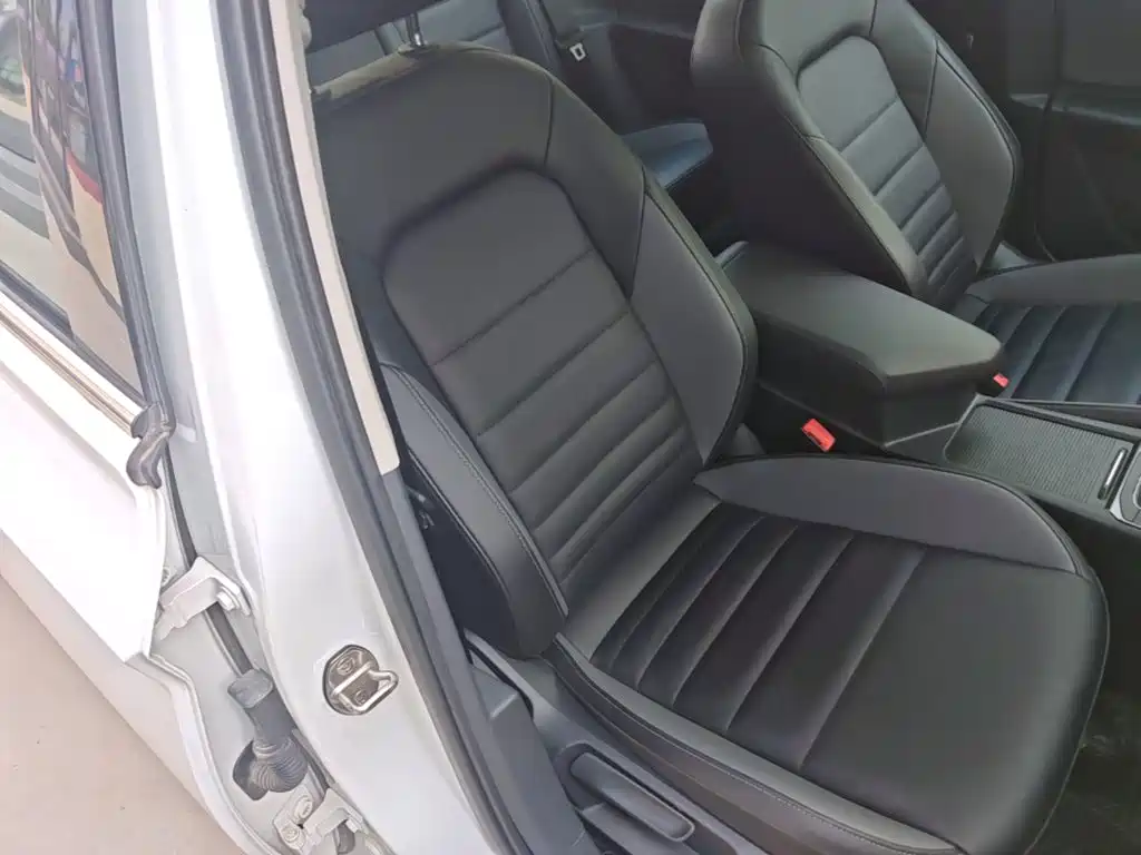 Volkswagen Sagitar, миниатюра 25