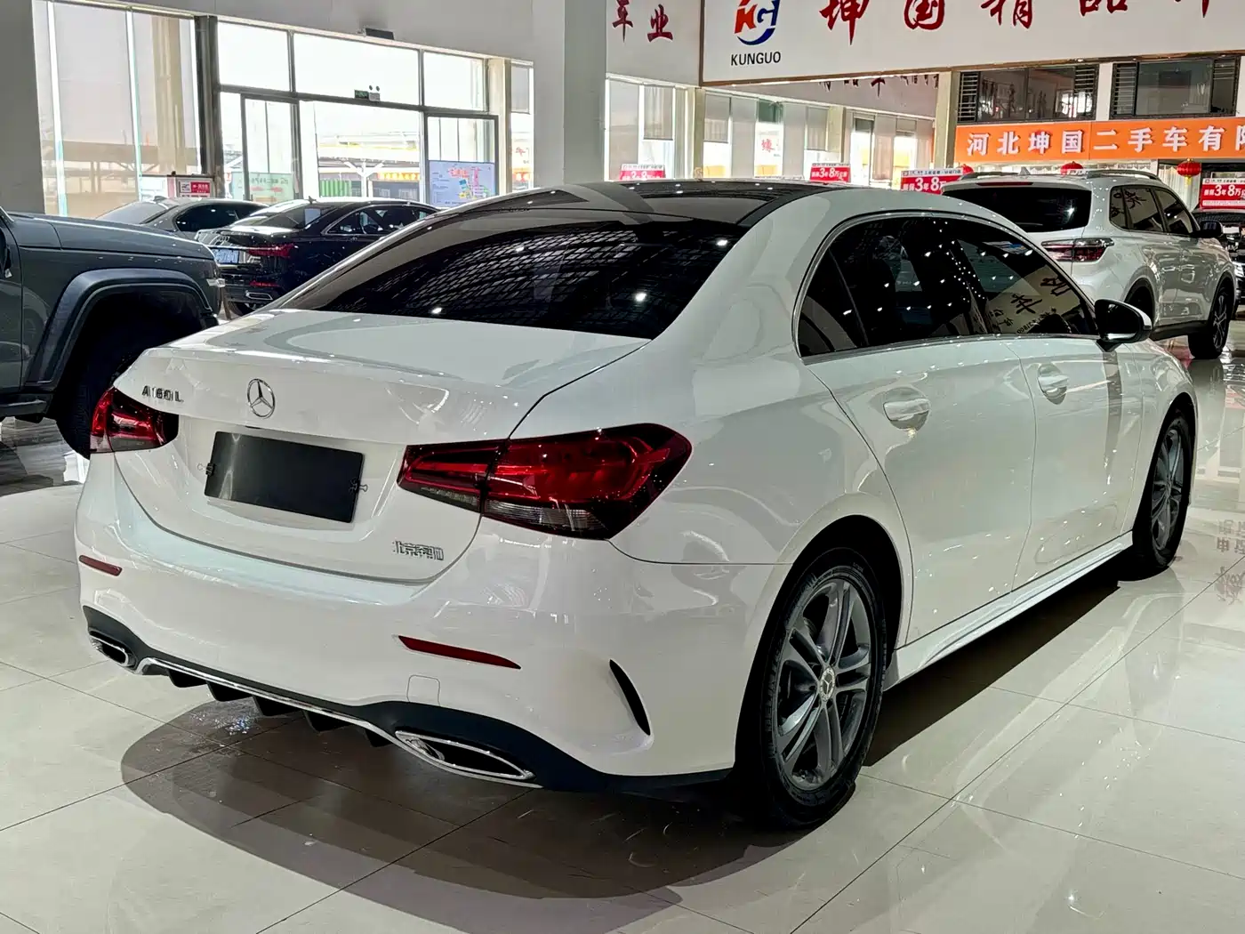 Mercedes-Benz A-Class 2022 A 180 L Sport Sedan фото 19
