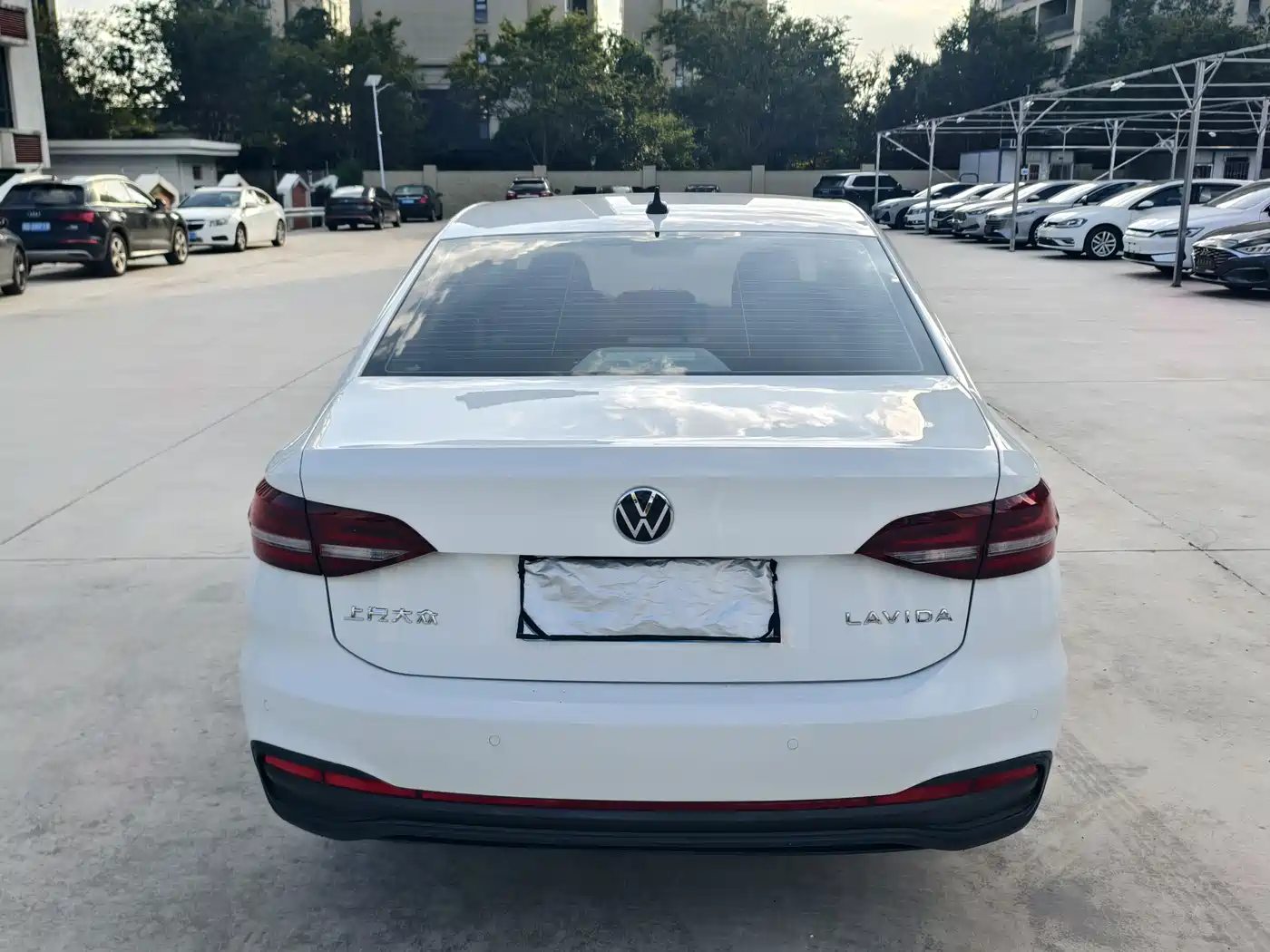 Volkswagen Lavida, миниатюра 4