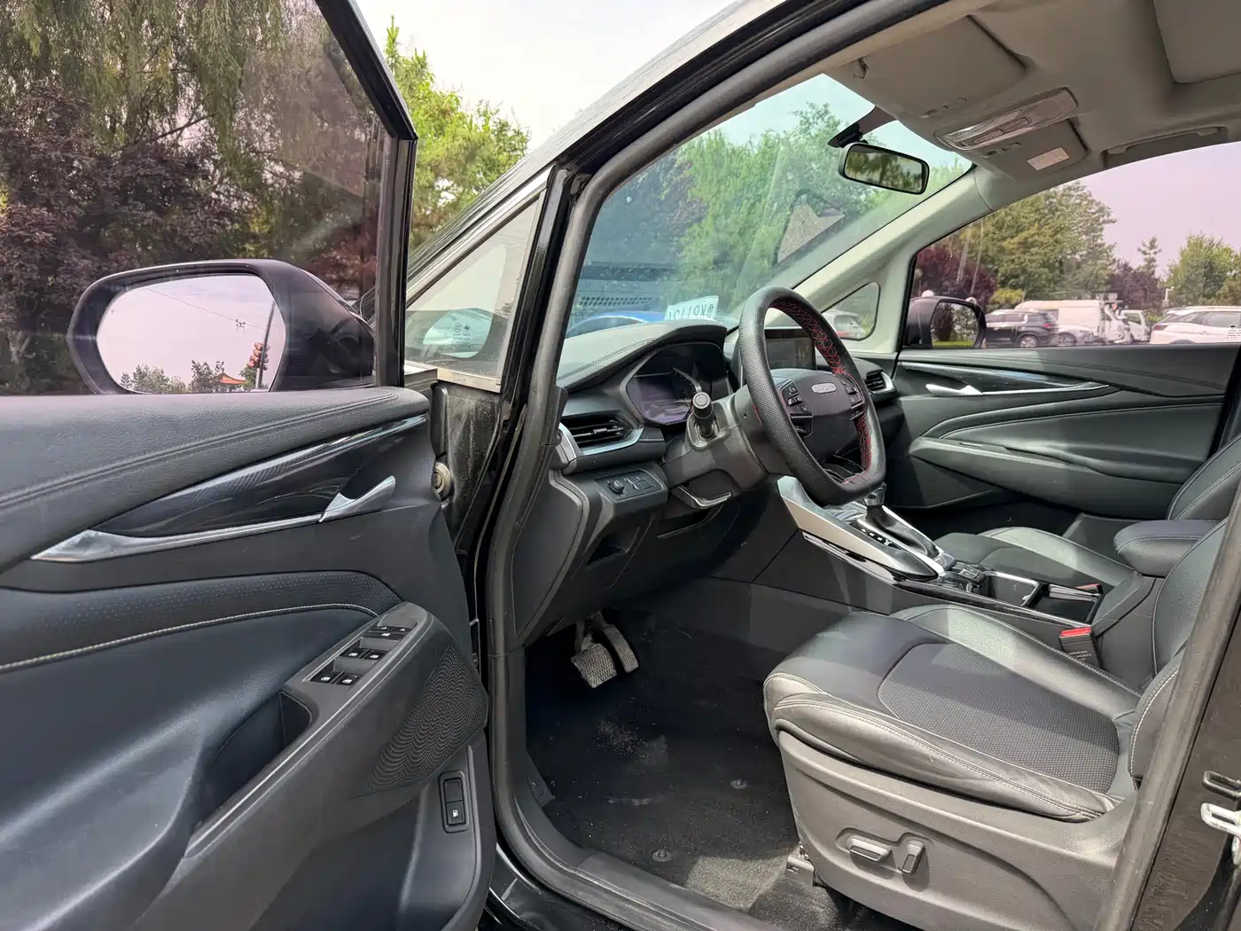 SAIC Maxus Maxus G50 2019 1.5T Automatic Elite Edition China VI фото 9