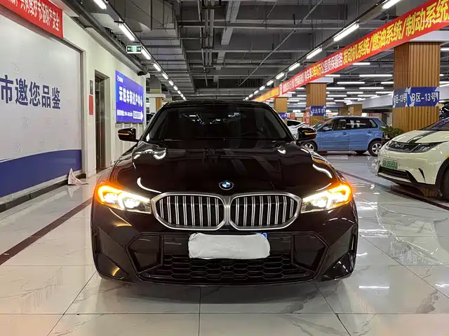 BMW 3 SERIES