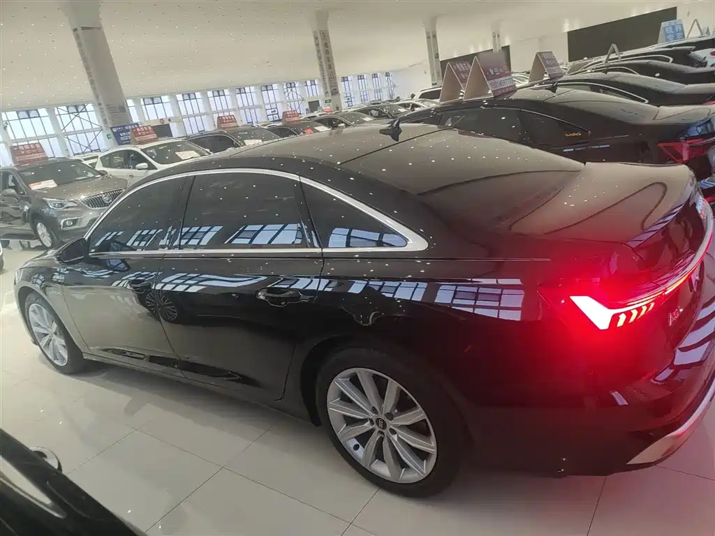 Audi A6L 2024 45 TFSI Premium Dynamic фото 21