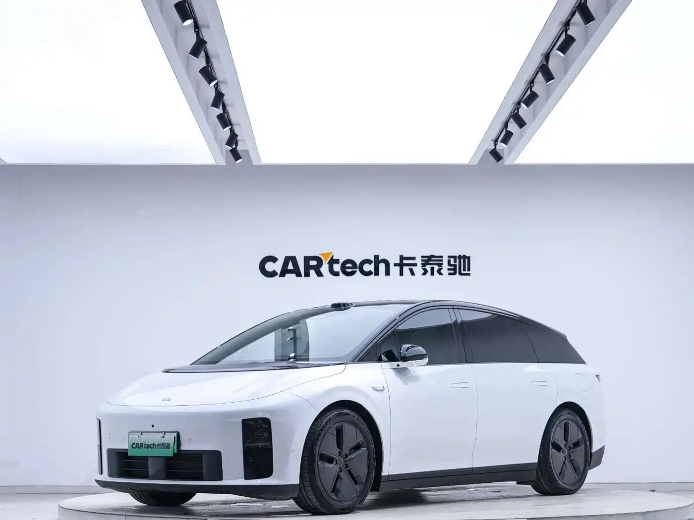 Li Auto i6 2025 2025 2WD Base Model