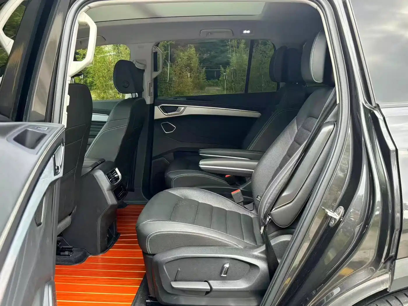 Volkswagen Talagon 2023 Facelift 380TSI 4WD Luxury Premium Pro Edition 6-Seater фото 5