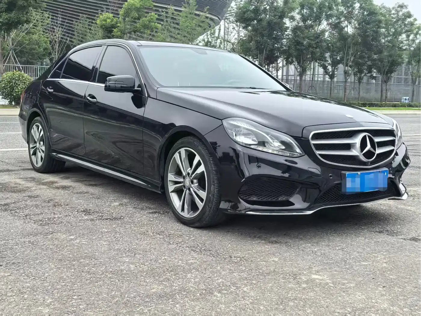 Mercedes-Benz E-Class 2015 Facelift E 260 L Sport фото 3