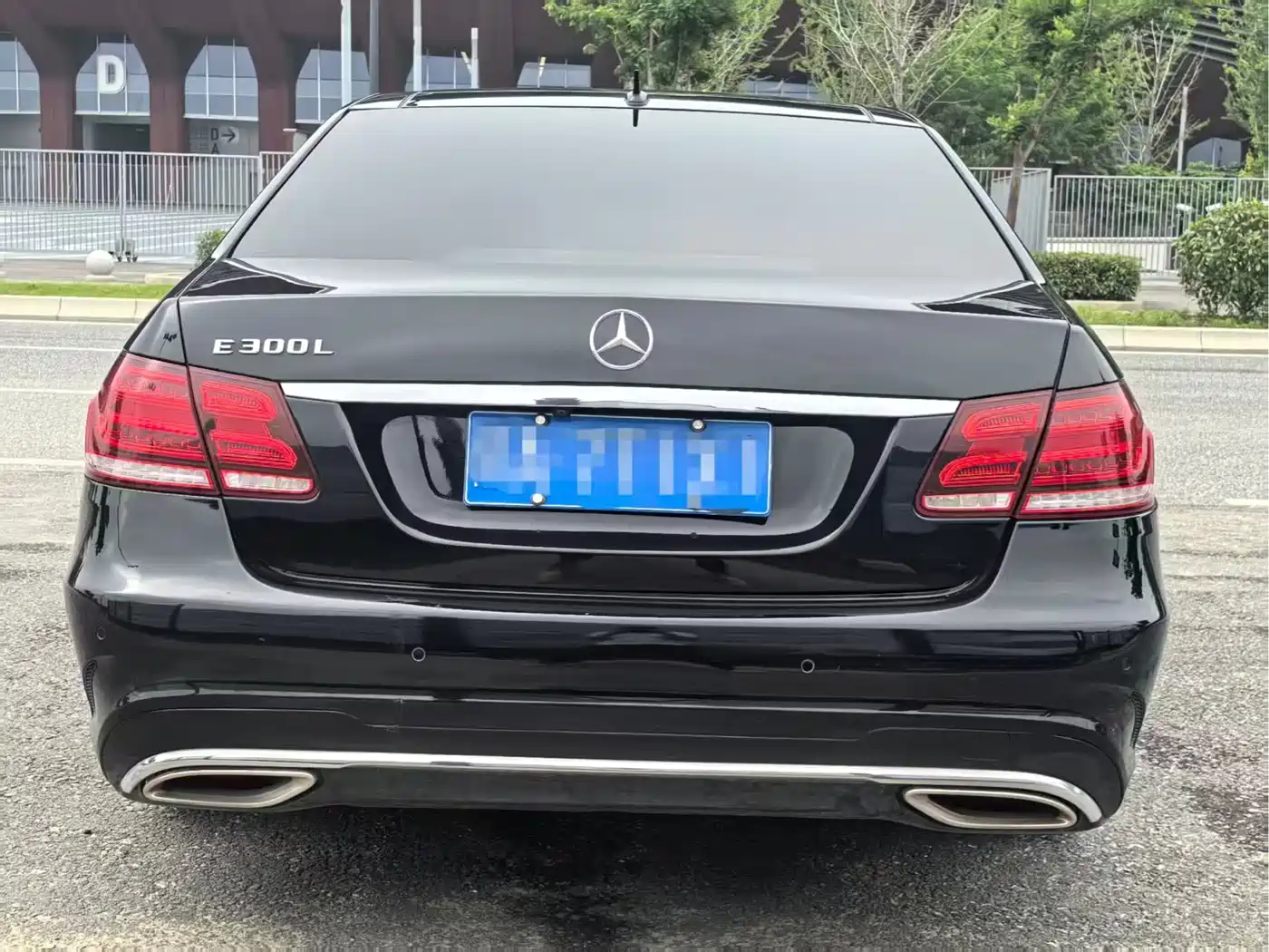 Mercedes-Benz E-Class 2015 Facelift E 260 L Sport фото 8