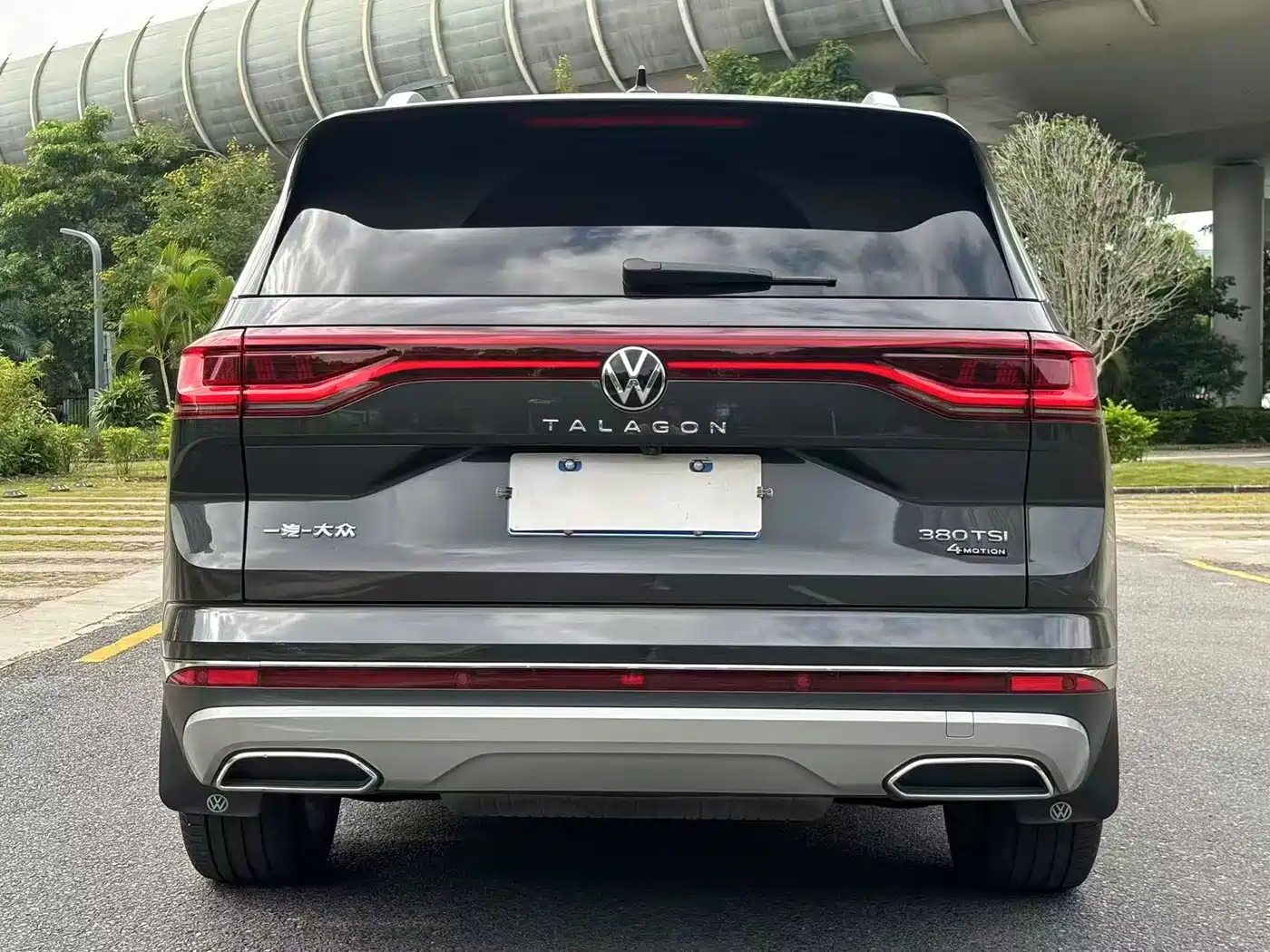 Volkswagen Talagon 2023 Facelift 380TSI 4WD Luxury Premium Pro Edition 6-Seater фото 10