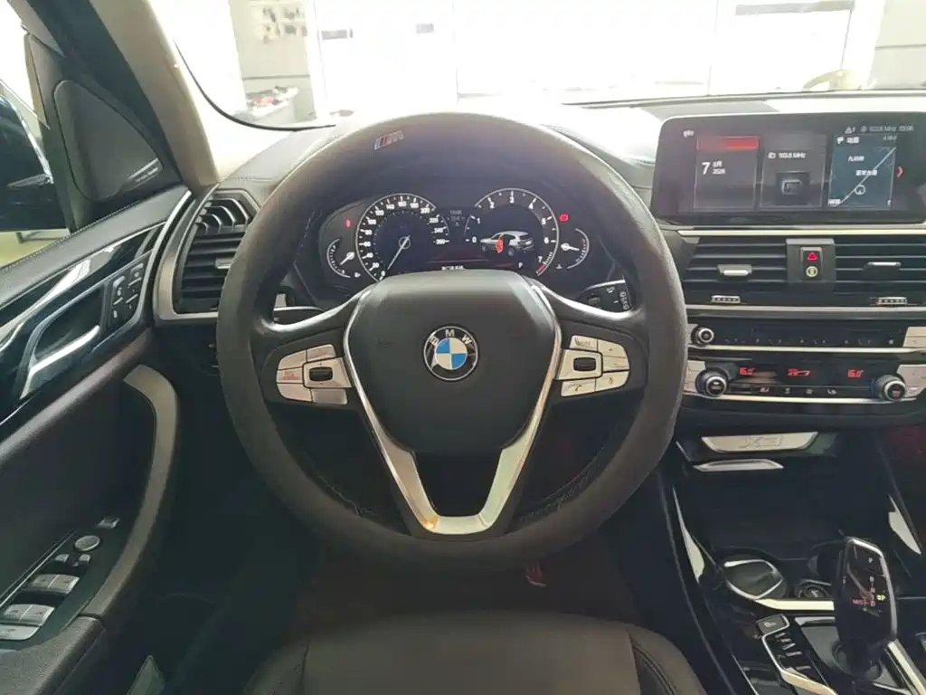 Фото 11 - BMW X3