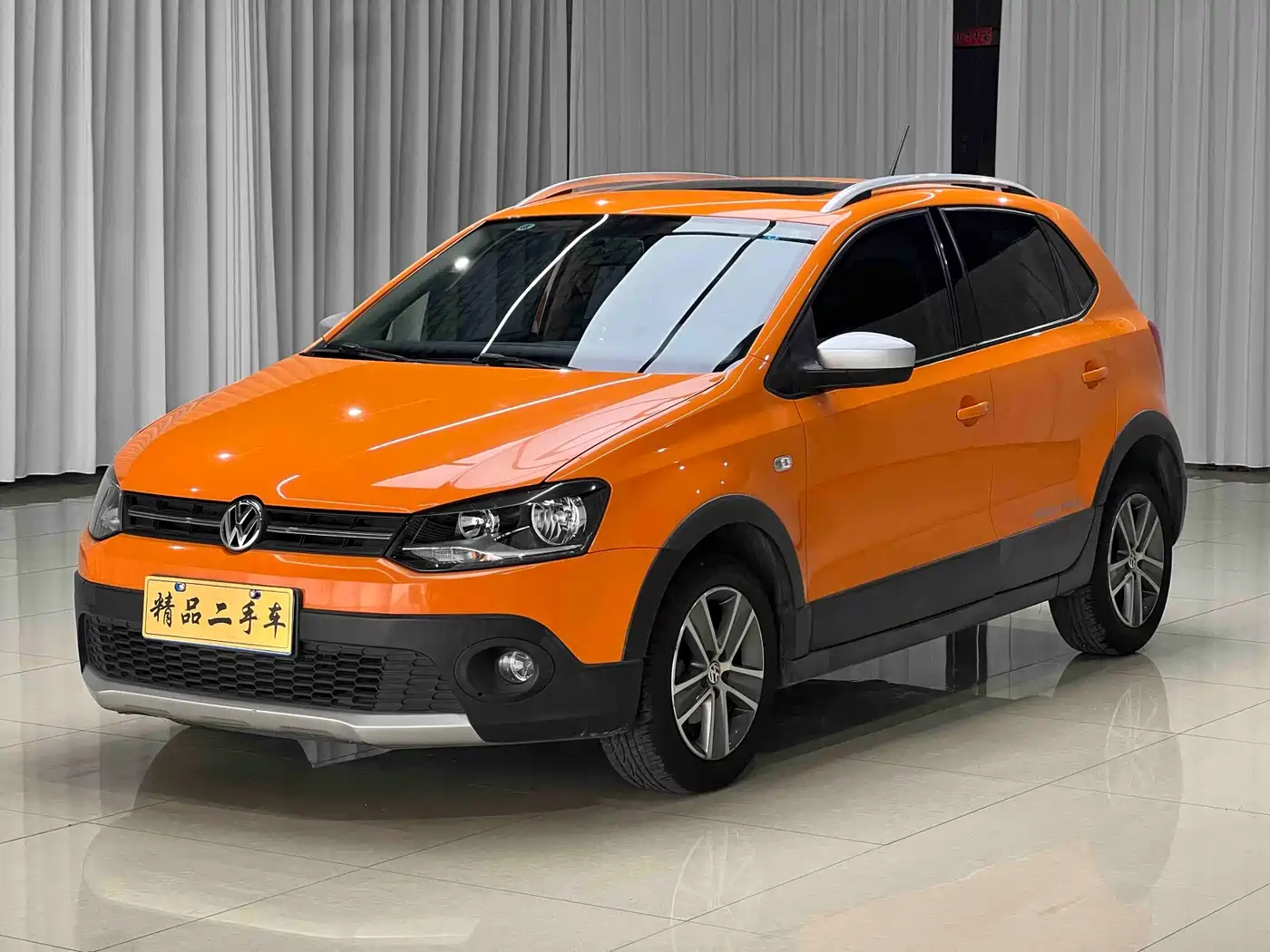 Volkswagen Polo 2012 1.6L Cross Polo AT фото 3