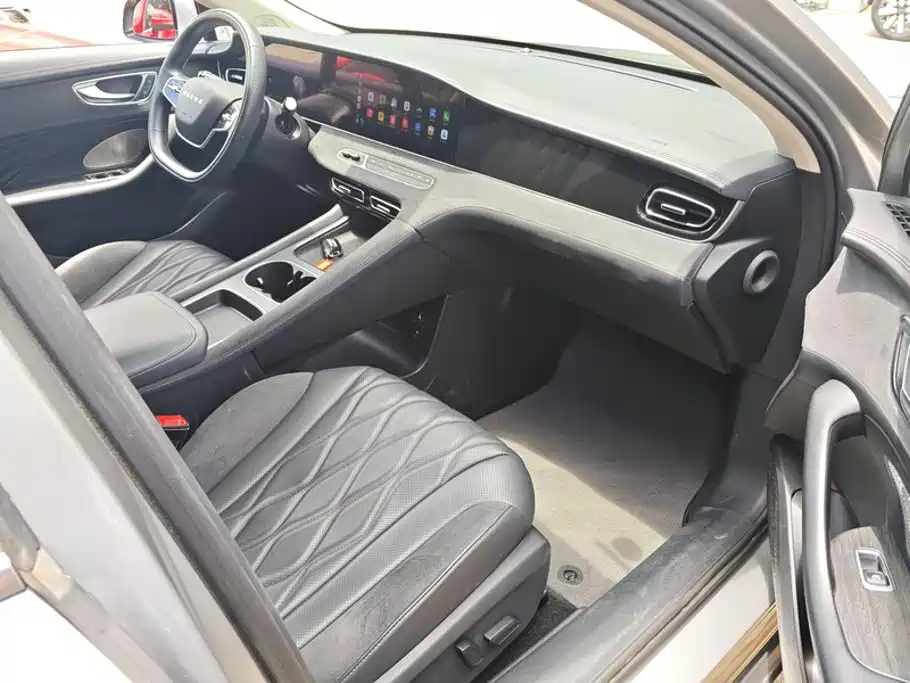 Roewe D7 2023 2023 DMH 125km Flagship Edition