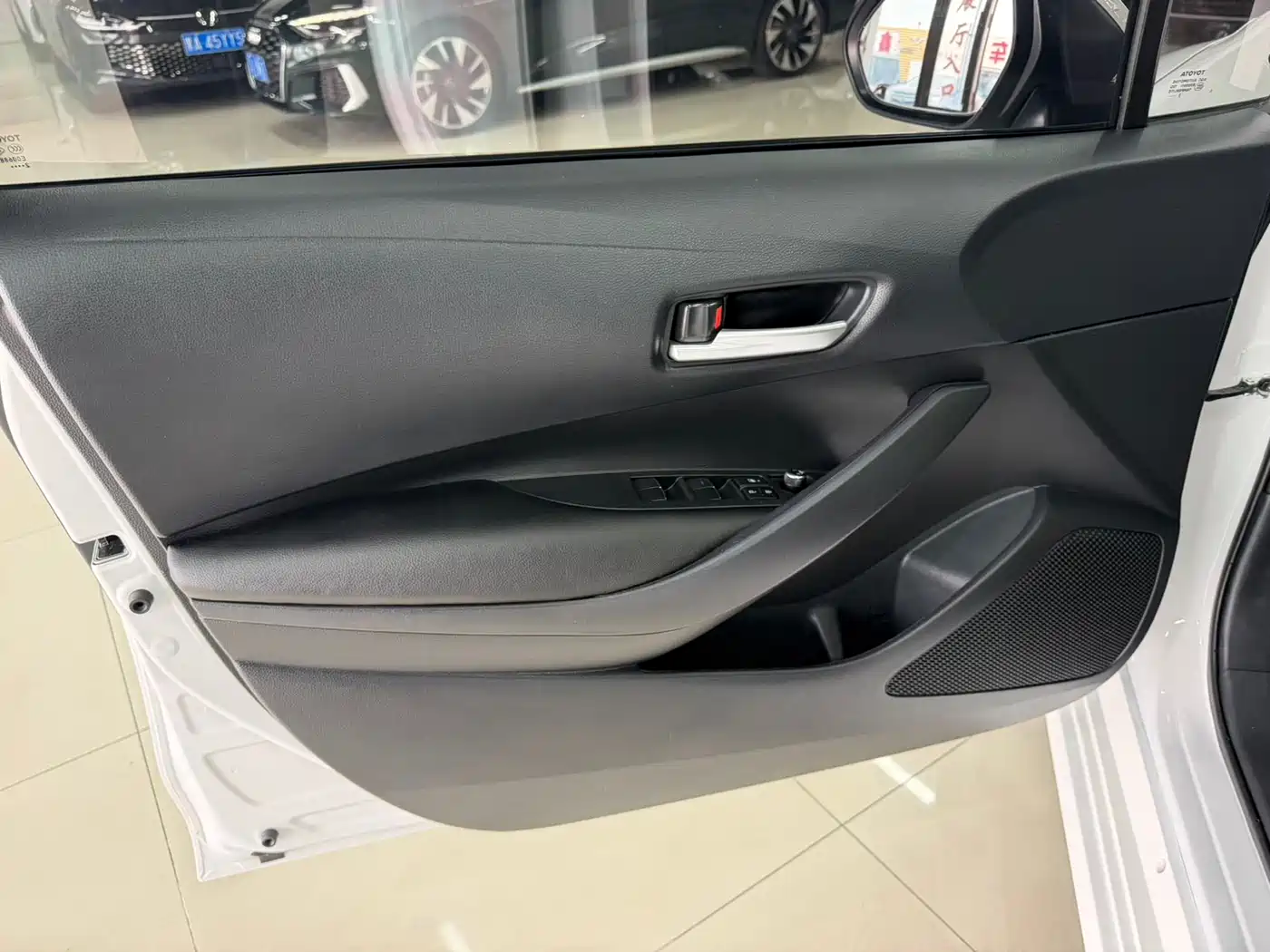Toyota Corolla 2023 1.2T Elite Edition фото 8