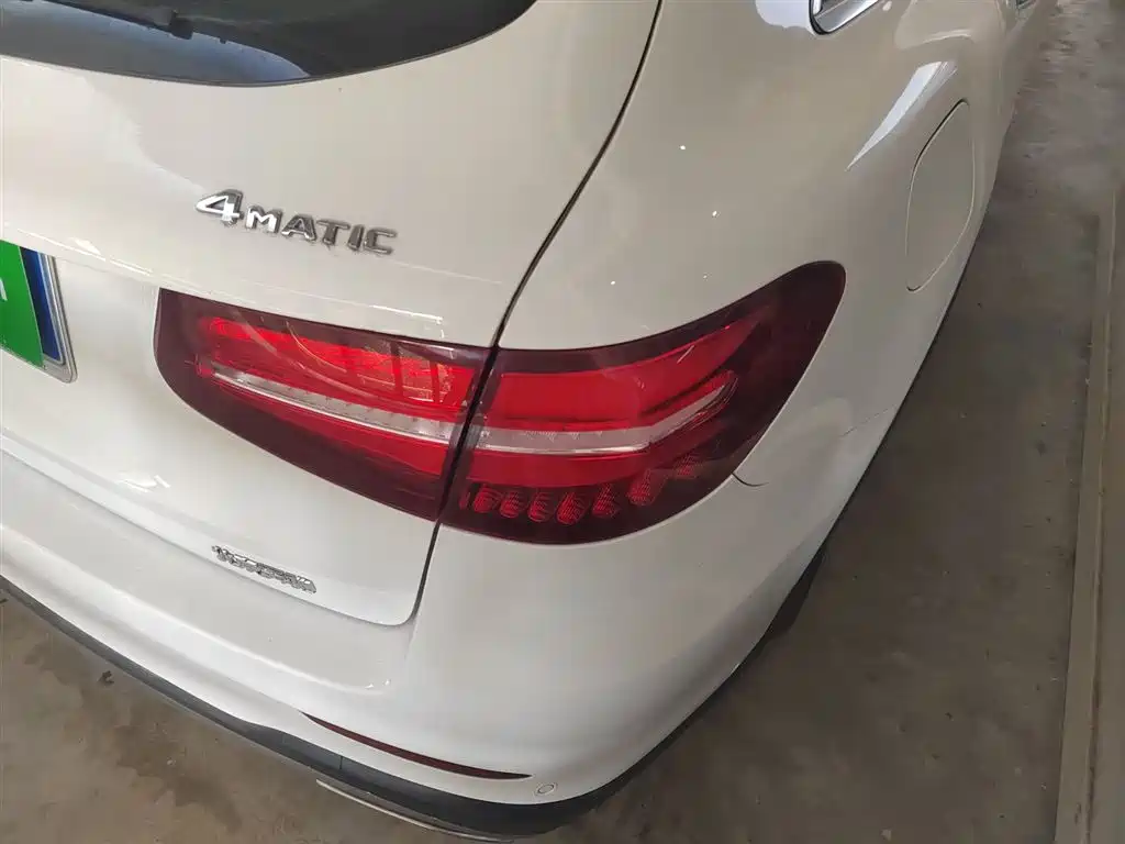 Mercedes-Benz GLC 2019 GLC 260 L 4MATIC Dynamic фото 24