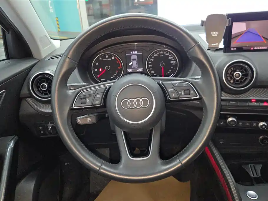 Audi Q2L 2020 35 TFSI Fashion Elegance Model фото 15