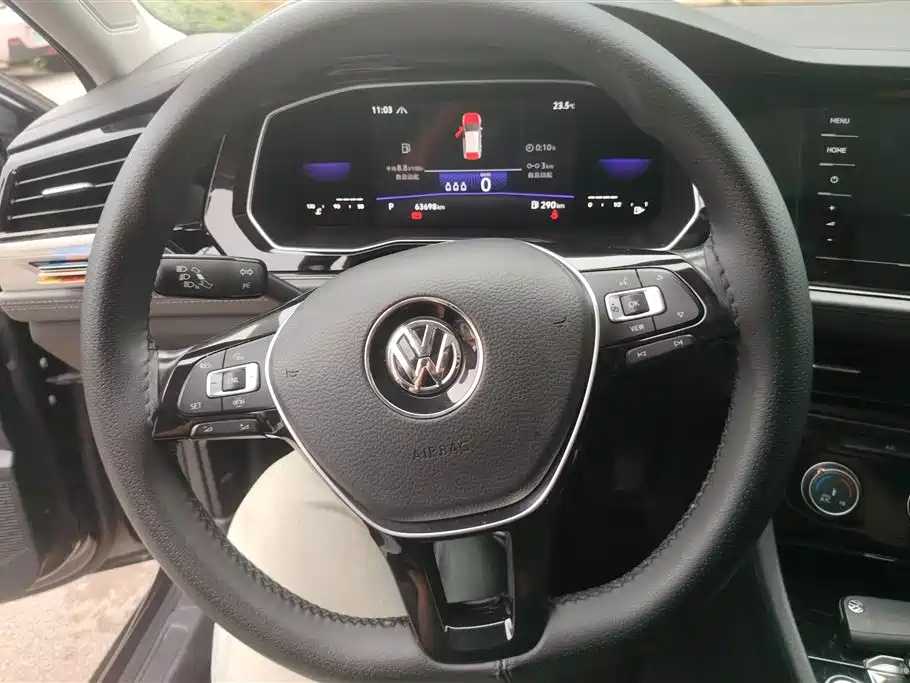 Volkswagen Sagitar 2021 280TSI DSG Surpassing Edition фото 15