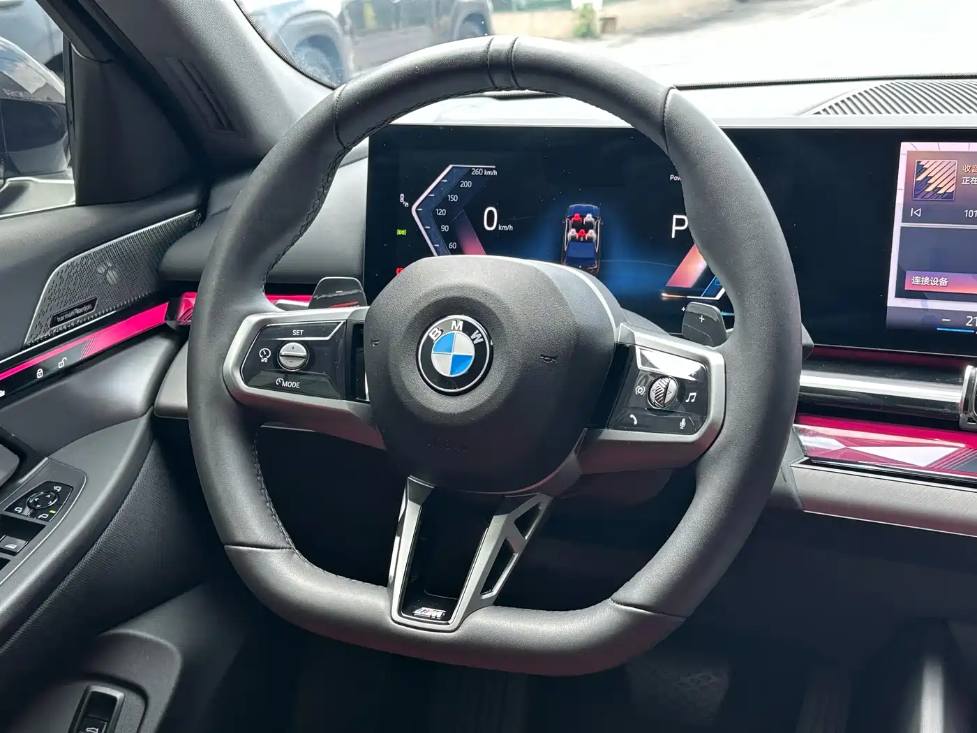 BMW 5 Series 2024 525Li M Sport Package фото 11