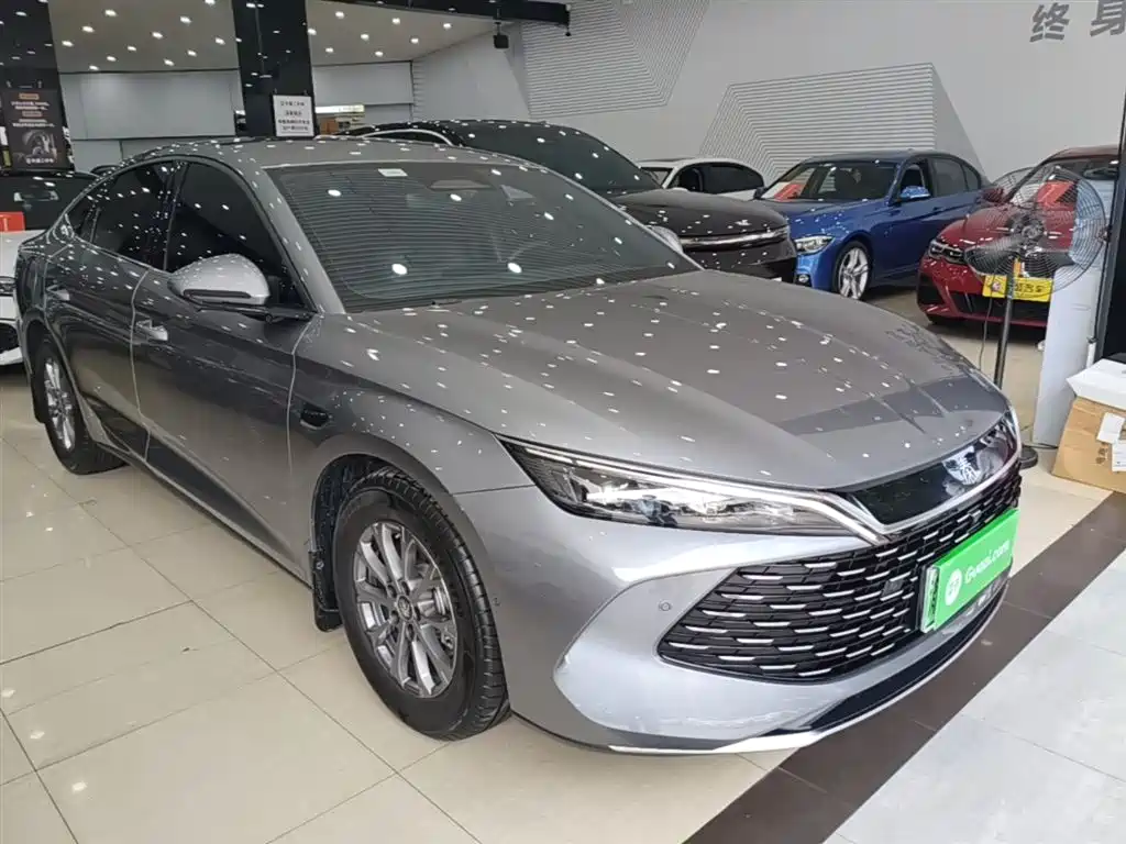 BYD Qin L 2025 DM-i Smart Drive Edition 80KM Leading фото 4