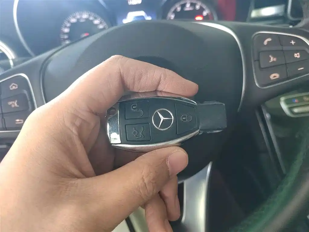 Mercedes-Benz GLC 2019 GLC 260 L 4MATIC Dynamic фото 11