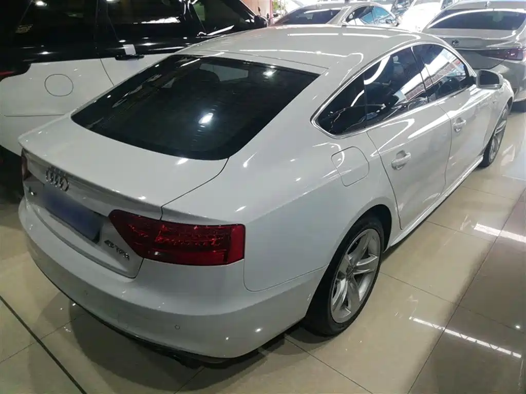 Audi A5 (Import) 2016 Facelift Sportback 45 TFSI Comfort фото 6