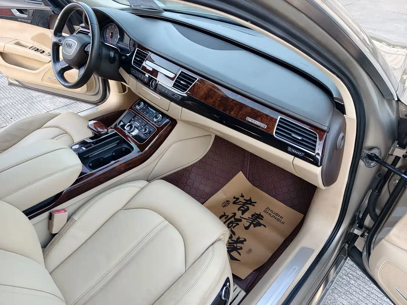 Audi A8 2011 2011 A8L 3.0 TFSI quattro Comfort (245kW)