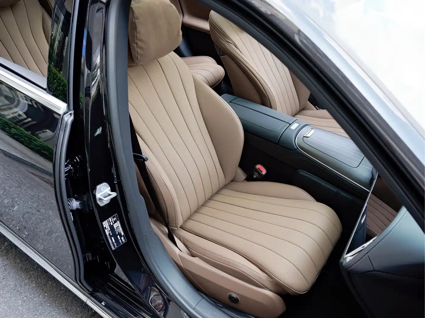 Mercedes-Benz E-Class 2026 2026 E 300 L Luxury