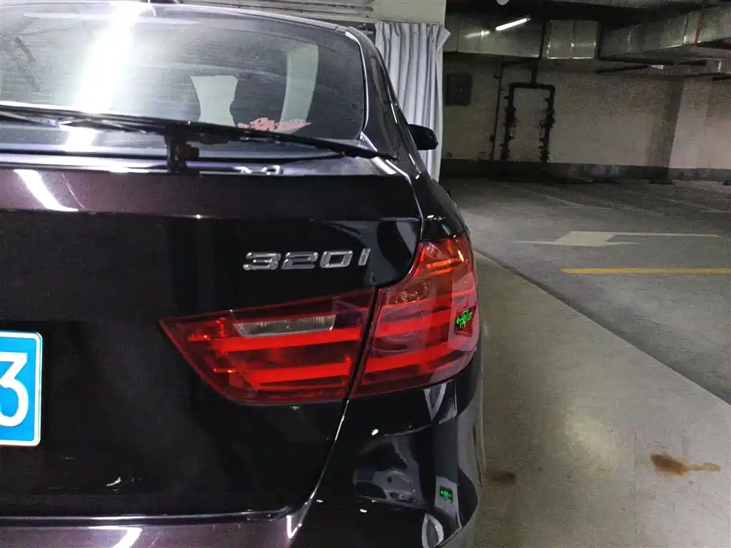 BMW 3 Series GT 2013 Model 320i Leading фото 8