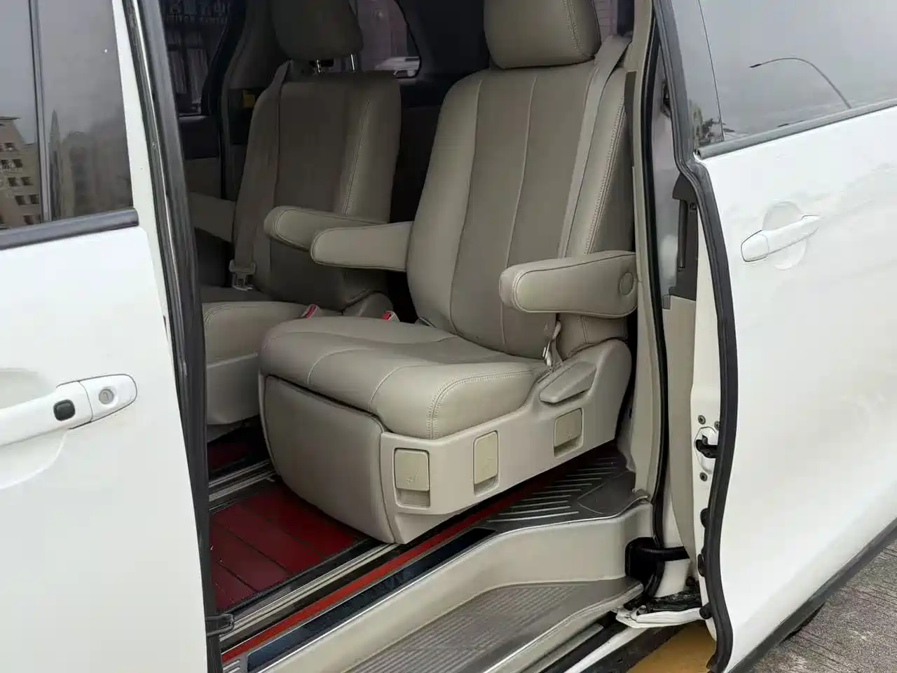 Toyota Previa 2006 2.4L 7-seater Standard фото 10