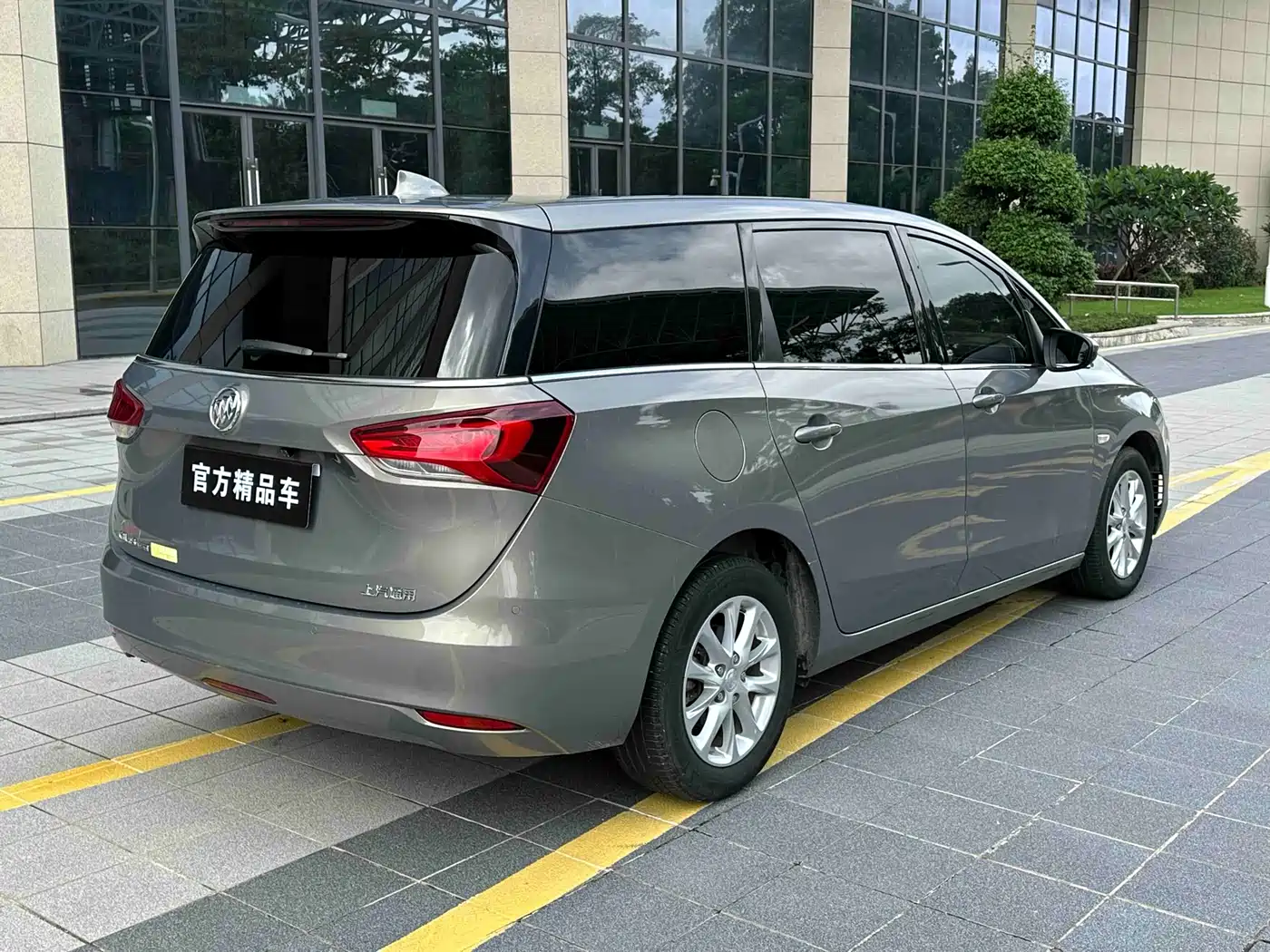 Buick GL6 2019 18T 6-seat Elite China VI фото 7