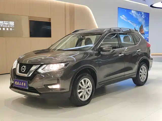 NISSAN QIJUN