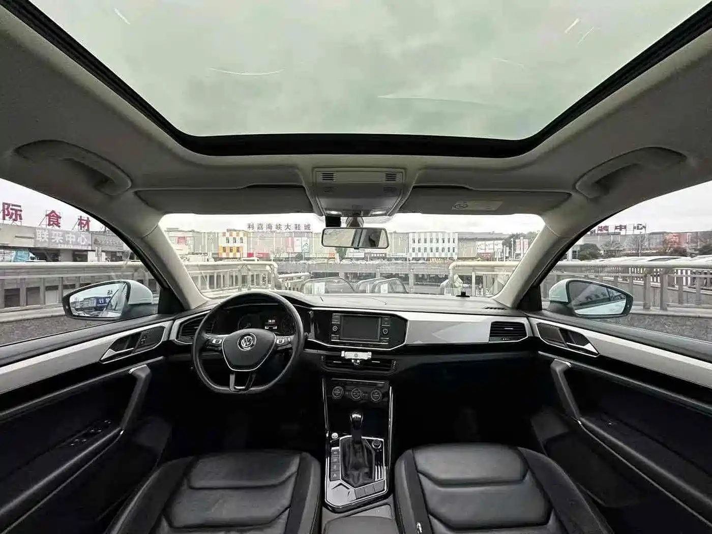 Volkswagen Tayron 2019 330TSI 2WD Luxury China VI фото 4