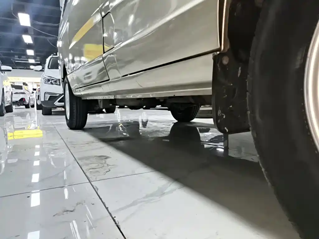 Wuling Motors Wuling Rongguang 2017 2015 1.2L S Base CNG